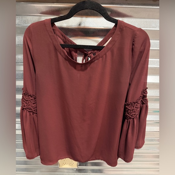 LOFT Tops - Loft blouse woman’s size medium